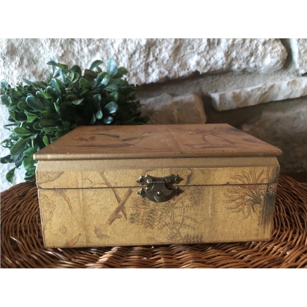 Mikasa Covered Wooden Hinged Box Floral Trinket Letter Folk Art 7" X 5"X3" EC‎